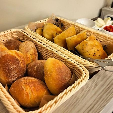 Antica Dimora Luxury Rooms Barletta Ngoại thất bức ảnh