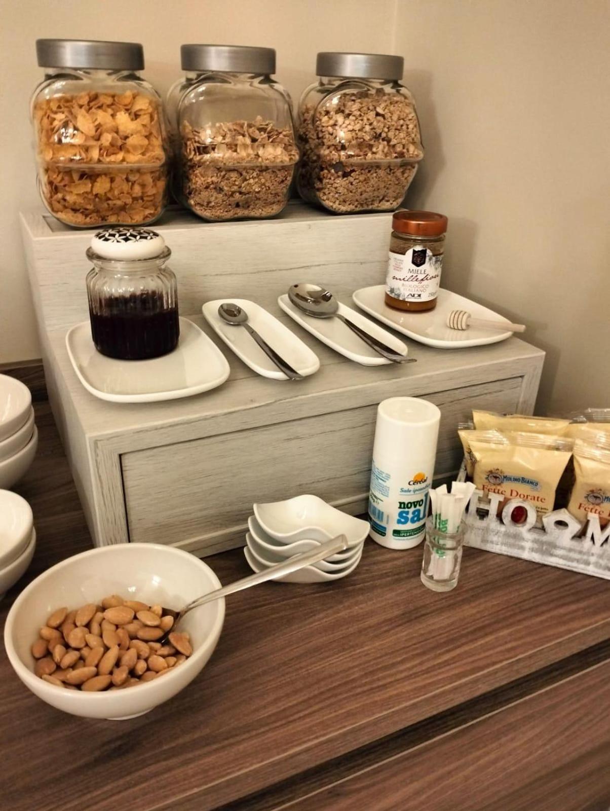 Antica Dimora Luxury Rooms Barletta Ngoại thất bức ảnh